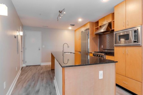 Condo in Tampa, Florida, 1 bedroom  № 1549683 - photo 3