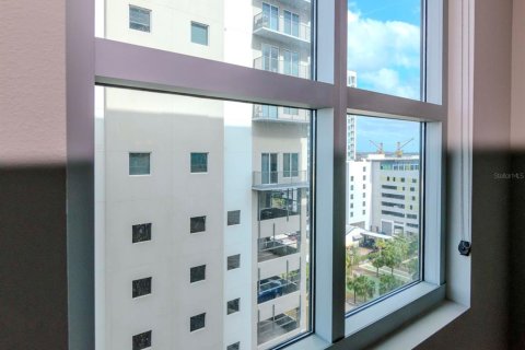 Condo in Tampa, Florida, 1 bedroom  № 1549683 - photo 24