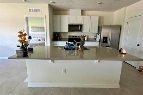 House in Clermont, Florida 1 bedroom, 11.83 sq.m. № 1905235 - photo 6