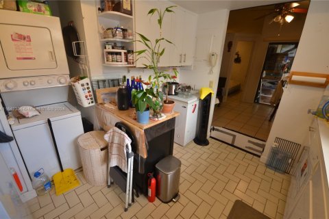 Touwnhouse à vendre à Miami, Floride: 1 chambre, 65.96 m2 № 1698290 - photo 21