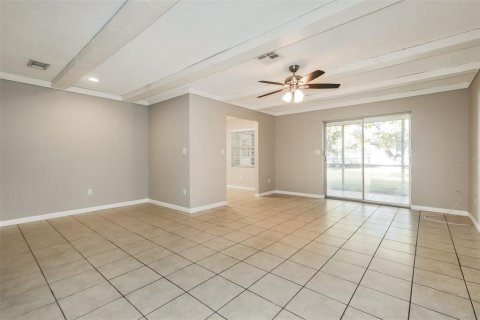 House in Lakeland, Florida 4 bedrooms, 219.25 sq.m. № 2349313 - photo 6
