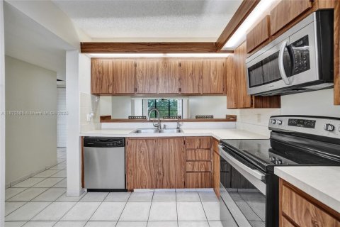 Condominio en alquiler en Davie, Florida, 2 dormitorios, 128.67 m2 № 1922589 - foto 15