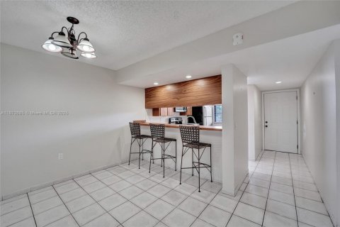 Condominio en alquiler en Davie, Florida, 2 dormitorios, 128.67 m2 № 1922589 - foto 9