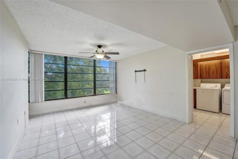Condominio en alquiler en Davie, Florida, 2 dormitorios, 128.67 m2 № 1922589 - foto 25