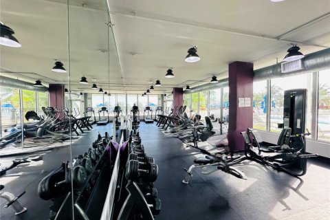 Купить кондоминиум в Майами-Бич, Флорида 51.1м2, № 1984404 - фото 29