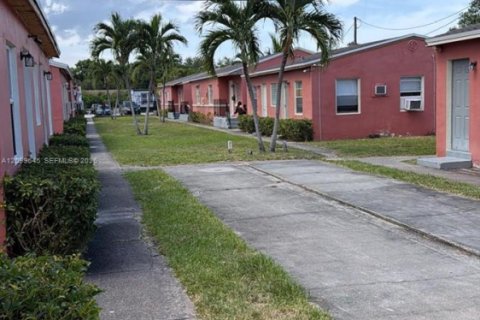 Studio à Hollywood, Floride № 2397527