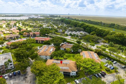 Copropriété à louer à Tamarac, Floride: 2 chambres, 76.83 m2 № 1934138 - photo 28
