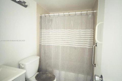 Снять в аренду кондоминиум в Уэст-Палм-Бич, Флорида 1 спальня, 65.22м2, № 1969829 - фото 9