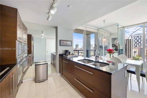 Copropriété à vendre à Miami, Floride: 2 chambres, 119.47 m2 № 2024888 - photo 5