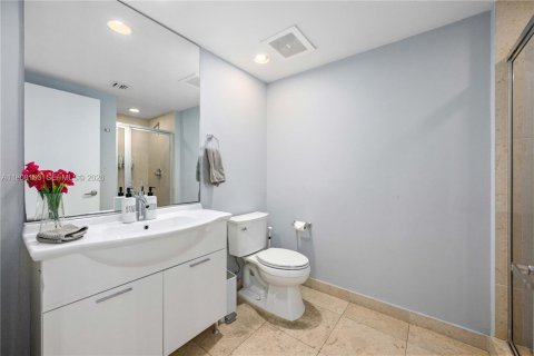 Copropriété à vendre à Miami, Floride: 2 chambres, 119.47 m2 № 2024888 - photo 14