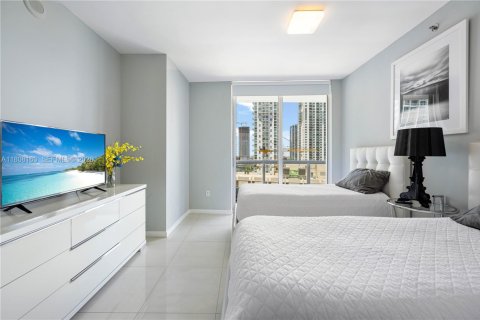 Copropriété à vendre à Miami, Floride: 2 chambres, 119.47 m2 № 2024888 - photo 12