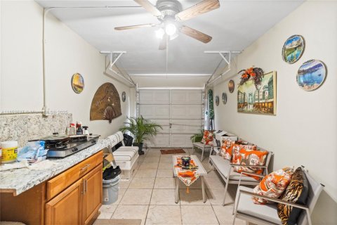House in Homestead, Florida 4 bedrooms, 234.3 sq.m. № 1859096 - photo 29