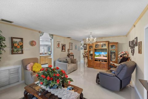 House in Homestead, Florida 4 bedrooms, 234.3 sq.m. № 1859096 - photo 17