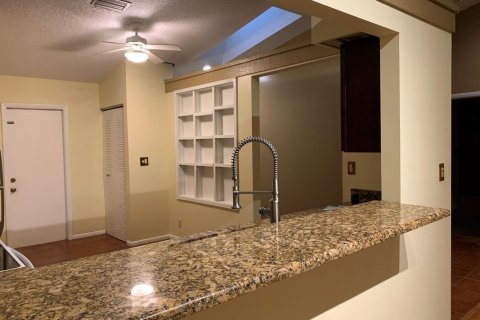 Appartement à louer à Boca Raton, Floride: 2 chambres, 114.27 m2 № 2180802 - photo 8