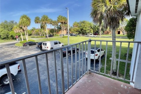 Condominio en venta en Miami, Florida, 2 dormitorios, 70.88 m2 № 2076975 - foto 11