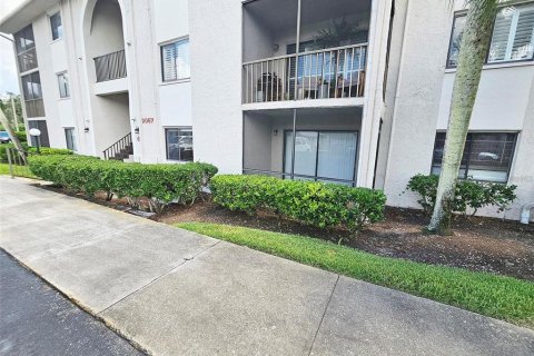 Condominio en venta en Dunedin, Florida, 2 dormitorios, 88.72 m2 № 1513566 - foto 3