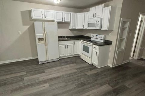 Apartamento en alquiler en Altamonte Springs, Florida, 2 dormitorios, 58.06 m2 № 1908515 - foto 1