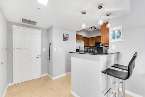 Condominio en venta en Sunny Isles Beach, Florida, 3 dormitorios, 152.08 m2 № 1982583 - foto 5