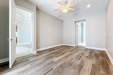 Casa en venta en Mount Dora, Florida, 4 dormitorios, 225.1 m2 № 1899840 - foto 22