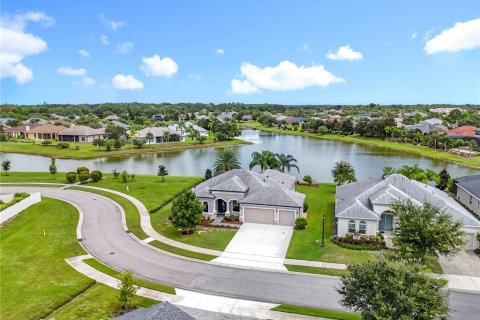 Casa en venta en Mount Dora, Florida, 4 dormitorios, 225.1 m2 № 1899840 - foto 2