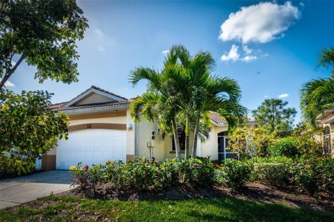 House in Punta Gorda, Florida 2 bedrooms, 95.5 sq.m. № 248665 - photo 1
