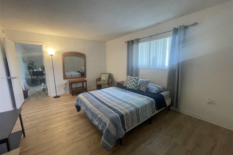 Appartement à louer à Hallandale Beach, Floride: 3 chambres, 270.16 m2 № 1997199 - photo 11
