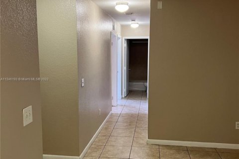 Купить коммерческую недвижимость в Дейви, Флорида № 1960465 - фото 3