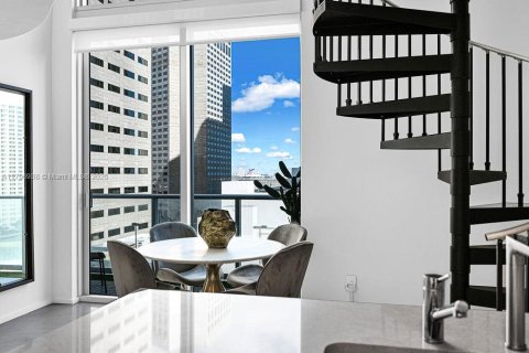 Condo in Miami, Florida, 1 bedroom  № 1738112 - photo 17