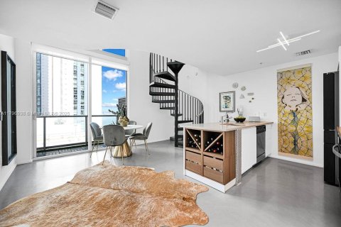 Condo in Miami, Florida, 1 bedroom  № 1738112 - photo 10