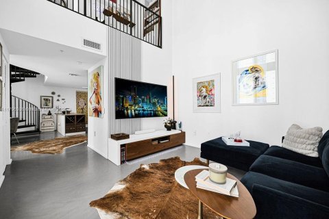 Condo in Miami, Florida, 1 bedroom  № 1738112 - photo 6