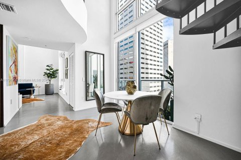 Condo in Miami, Florida, 1 bedroom  № 1738112 - photo 22