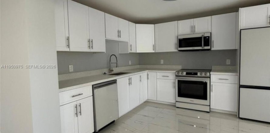 Villa ou maison à Lauderdale Lakes, Floride 4 chambres, 167.5 m2 № 2006310