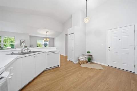Condo in Palmetto, Florida, 2 bedrooms  № 2202649 - photo 14