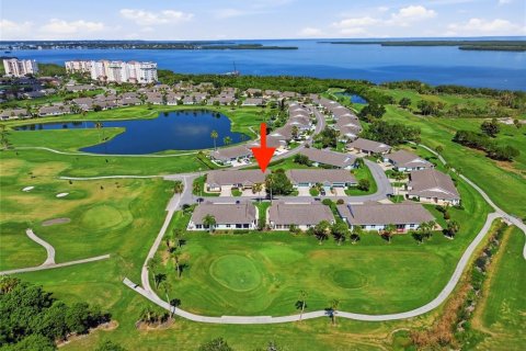 Condo in Palmetto, Florida, 2 bedrooms  № 2202649 - photo 5