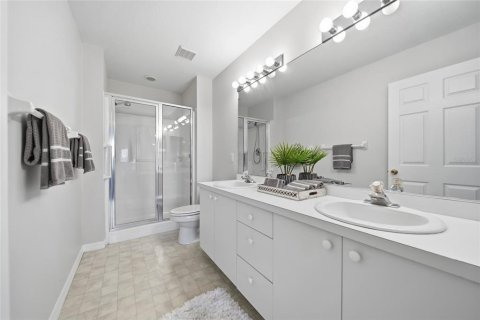 Condo in Palmetto, Florida, 2 bedrooms  № 2202649 - photo 25