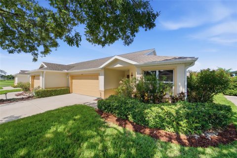Condo in Palmetto, Florida, 2 bedrooms  № 2202649 - photo 2