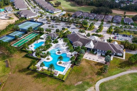 Casa en venta en Kissimmee, Florida, 2 dormitorios, 165.18 m2 № 2338979 - foto 6