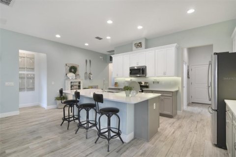 Casa en venta en Kissimmee, Florida, 2 dormitorios, 165.18 m2 № 2338979 - foto 10