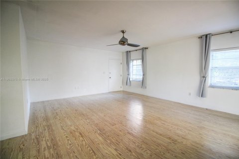 Copropriété à vendre à Coral Gables, Floride: 2 chambres, 133.87 m2 № 1954983 - photo 3