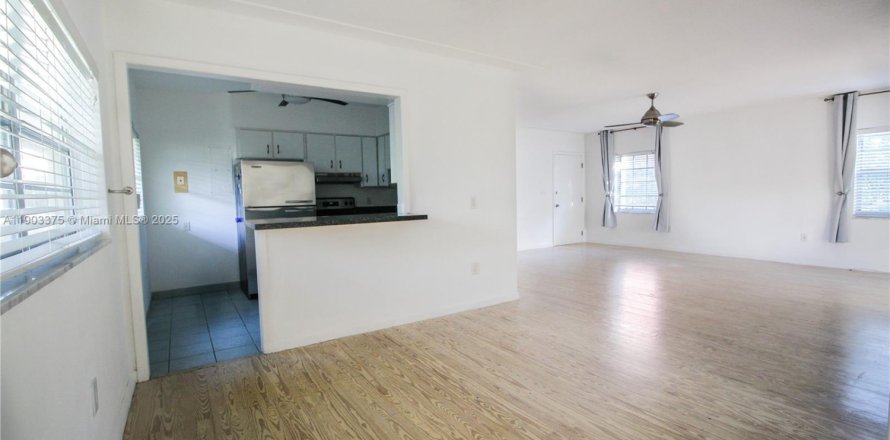 Condo à Coral Gables, Floride, 2 chambres № 1954983