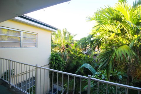 Copropriété à vendre à Coral Gables, Floride: 2 chambres, 133.87 m2 № 1954983 - photo 21