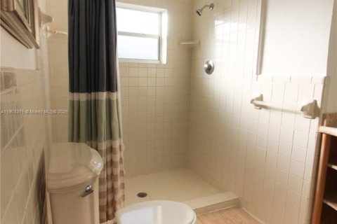 Copropriété à vendre à Coral Gables, Floride: 2 chambres, 133.87 m2 № 1954983 - photo 14