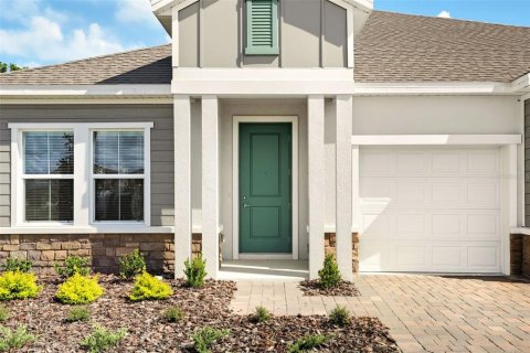 House in Apopka, Florida 4 bedrooms, 235.23 sq.m. № 1916358 - photo 4