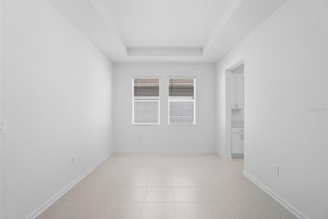 House in Apopka, Florida 4 bedrooms, 235.23 sq.m. № 1916358 - photo 7