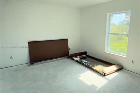 House in Fort Myers, Florida 4 bedrooms, 145.48 sq.m. № 653902 - photo 14