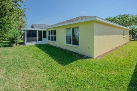 House in San Antonio, Florida 3 bedrooms, 165.18 sq.m. № 1734866 - photo 27