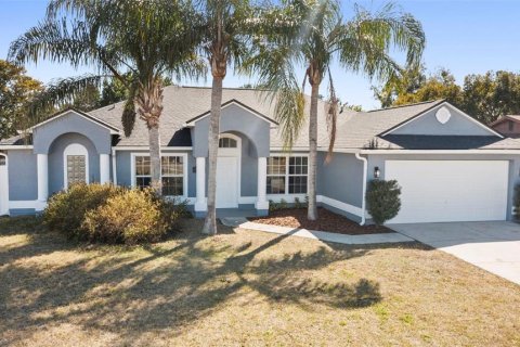 Casa en alquiler en Deltona, Florida, 3 dormitorios, 189.71 m2 № 2157536 - foto 4