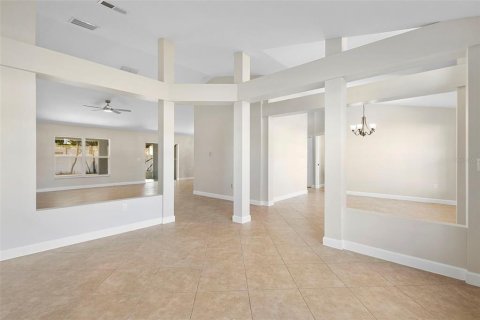 Casa en alquiler en Deltona, Florida, 3 dormitorios, 189.71 m2 № 2157536 - foto 9