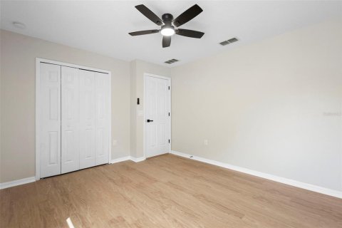 Casa en alquiler en Deltona, Florida, 3 dormitorios, 189.71 m2 № 2157536 - foto 23