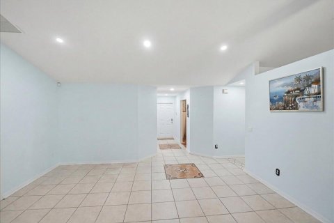 House in Port St. Lucie, Florida 3 bedrooms, 186.64 sq.m. № 2083600 - photo 7